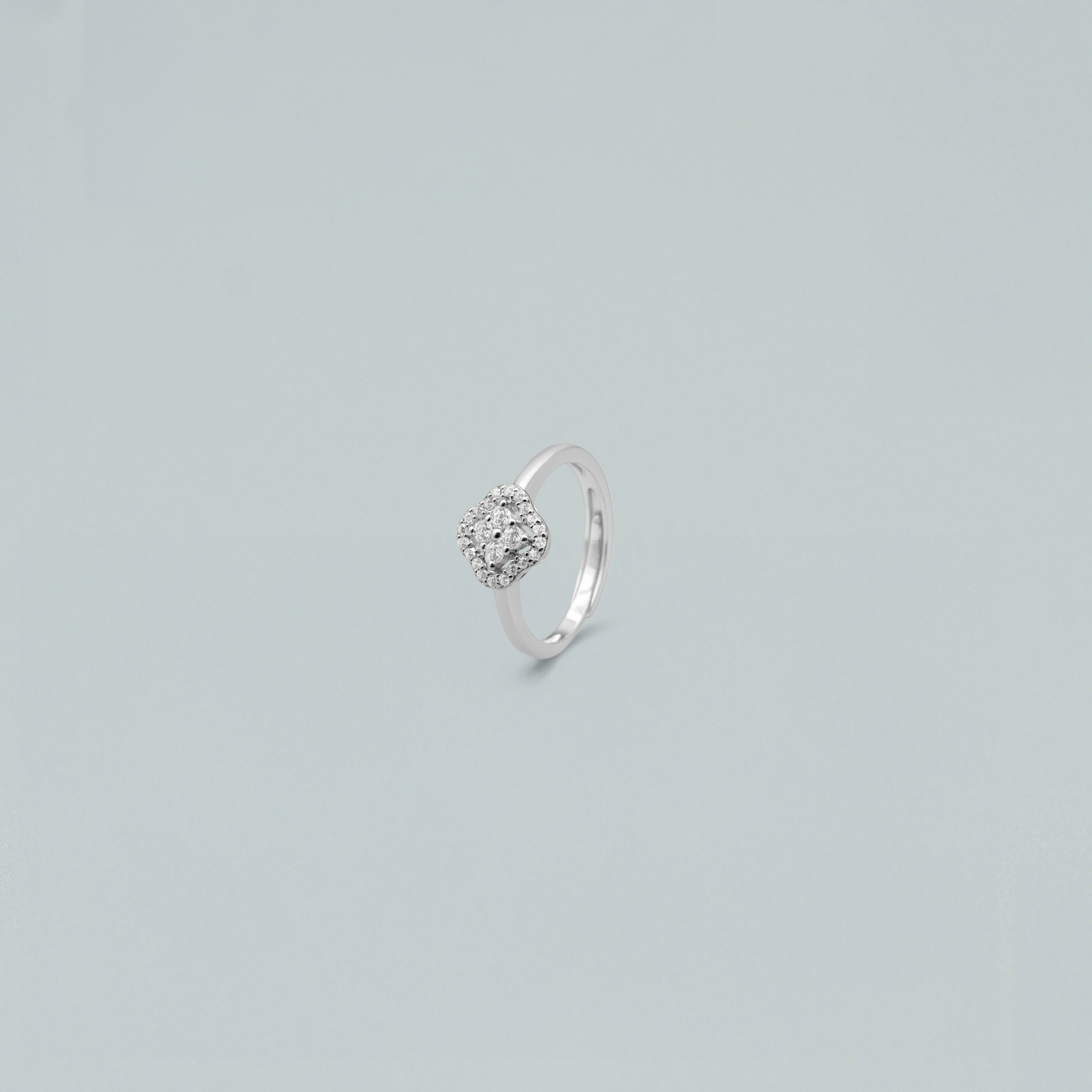 Anello "Regal Glow" – Argento 925 Rodiato Monocolore