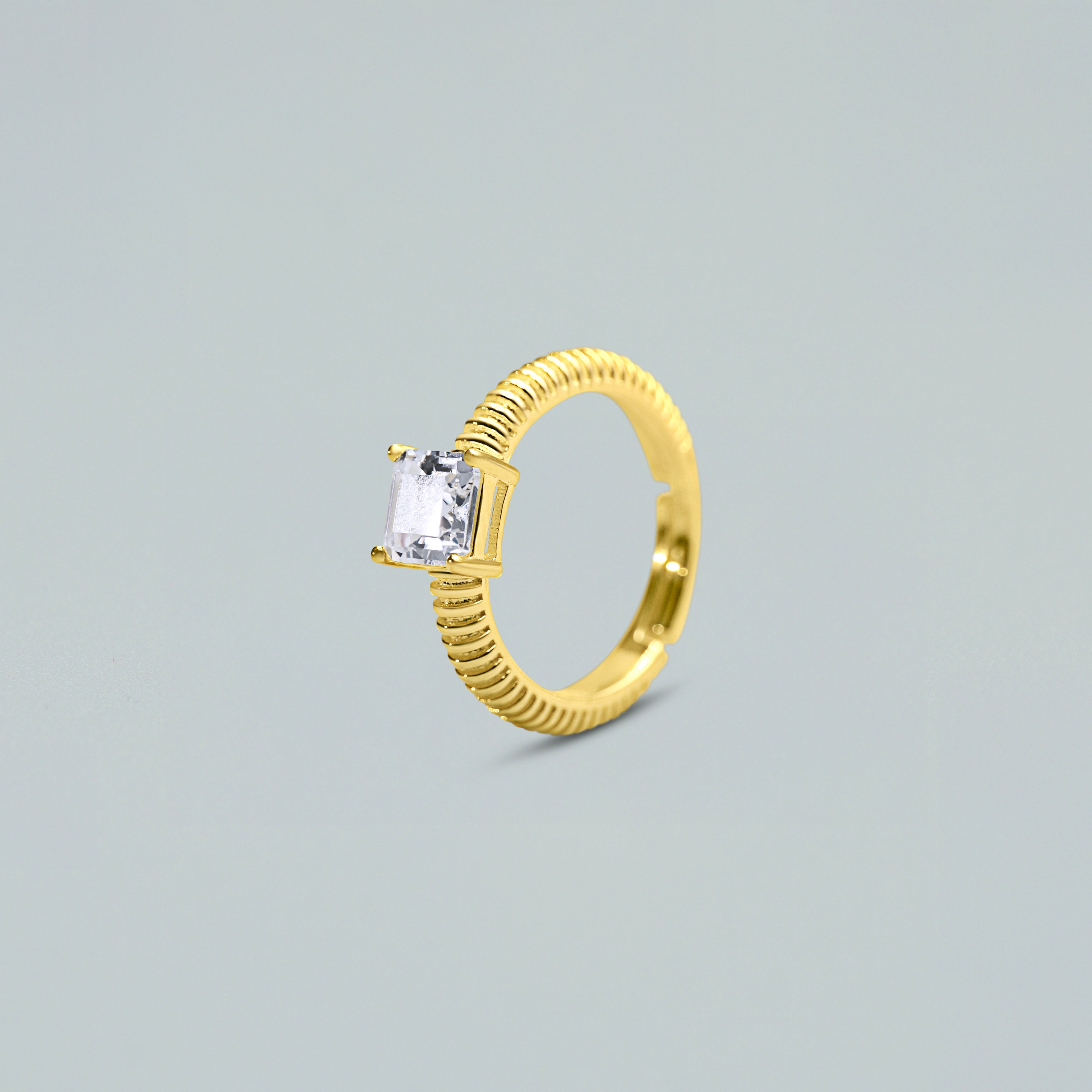 Anello "Timeless Glow" – Argento 925 con Finitura Dorata