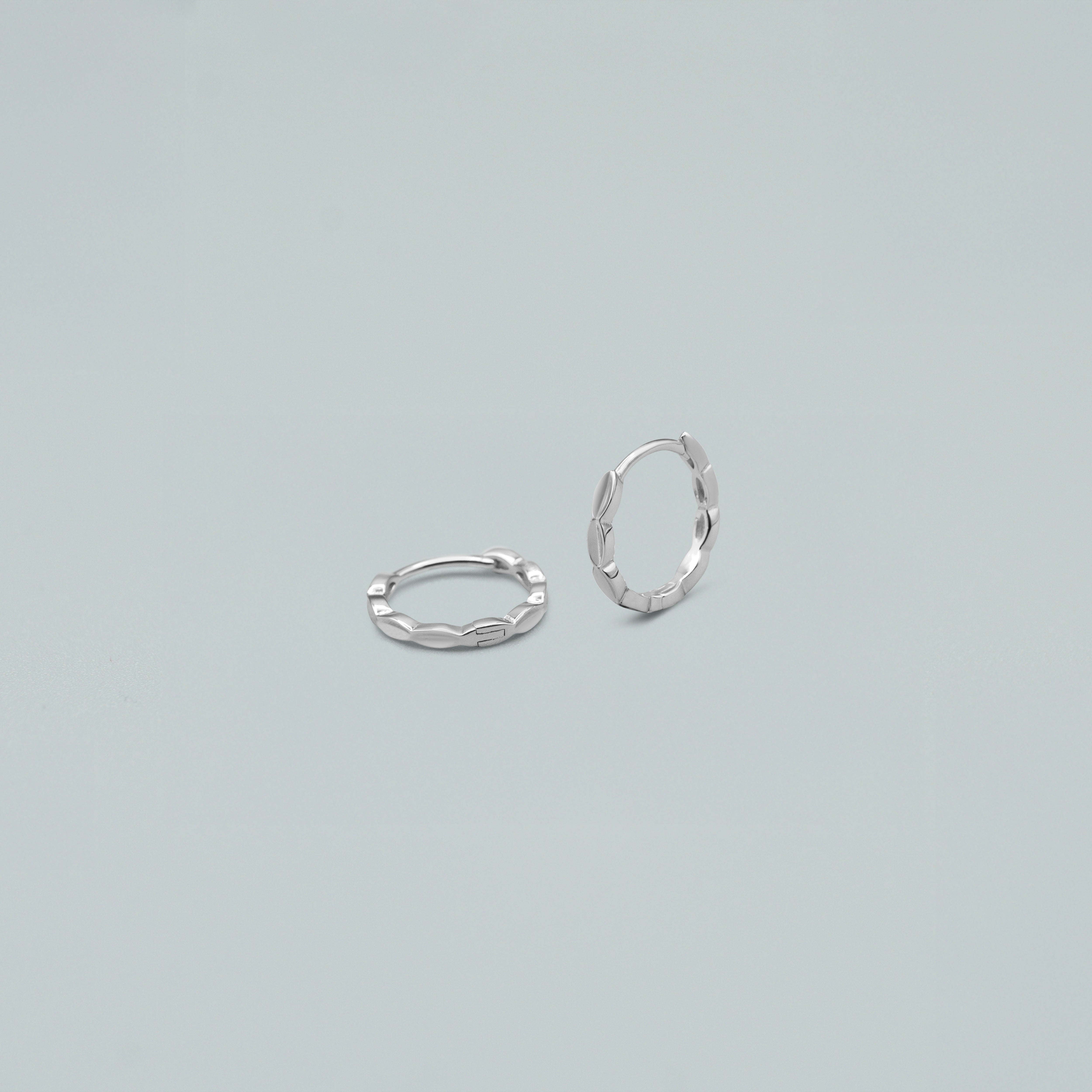 Orecchini "Mini Sculpted Hoops"- Argento 925